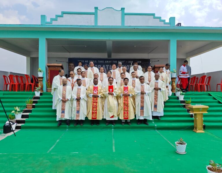 A JOYOUS CELEBRATION OF PRIESTHOOD AND COMMUNITY AT MAWPDANG PARISH