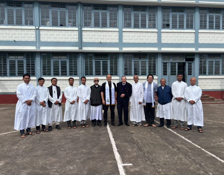Fr. Rafael Bejarano Encourages Savio Juniorate Boys to Discern God’s Call